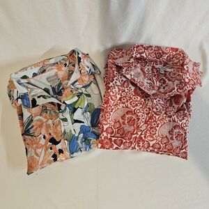 Chico's Button Front Shirt Lot of 2 Blouses Floral Paisley Size 4 Hawaiian